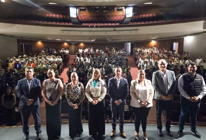 ¡El talento artístico del CECyTE SLP ya está...