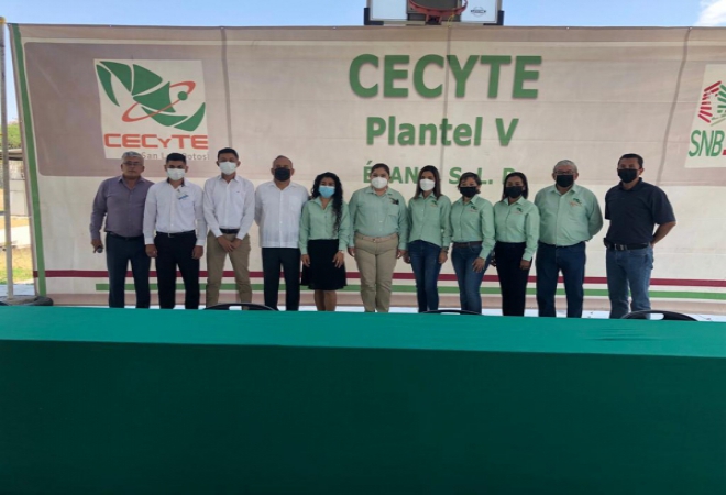 123 egresados del CECyTESLP Plantel V “Ébano”...