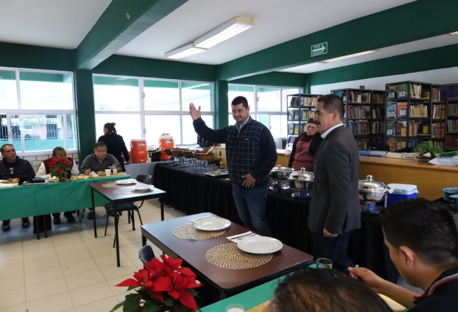 Diálogo permanente con la gran familia CECyTE