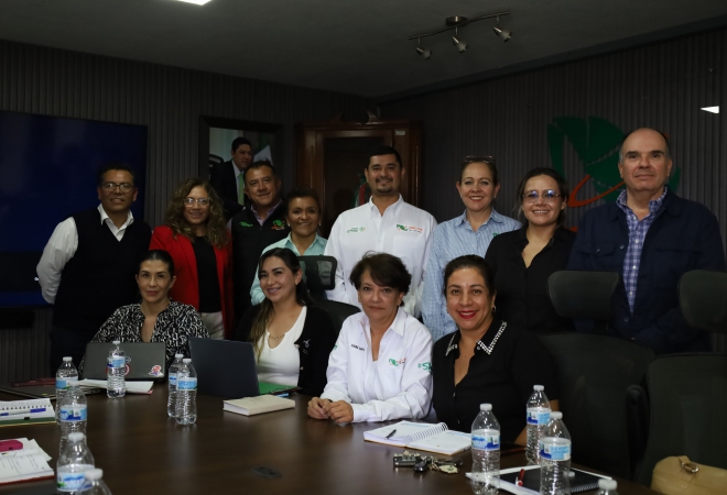Fortaleciendo la educación que conecta con el...